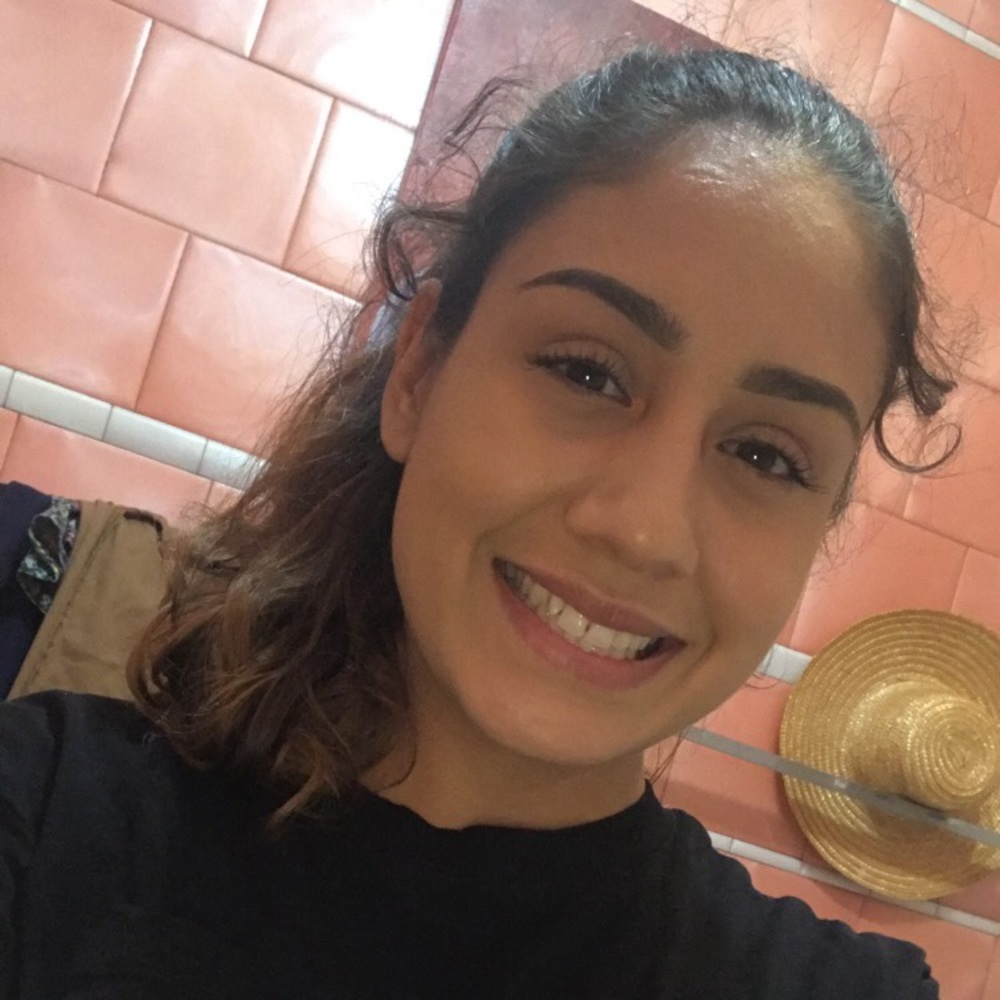 Meet your Posher, Deisy